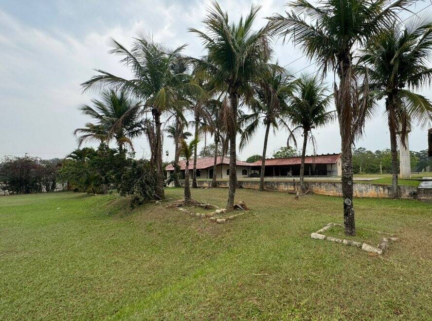 Chácara à venda com 6 quartos, 72000m² - Foto 13