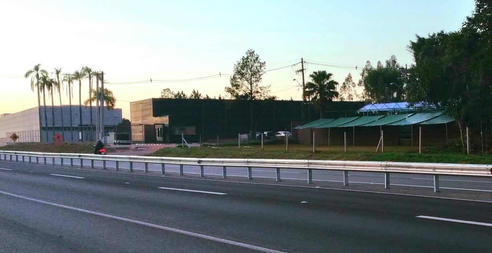 Loja-Salão à venda, 3000m² - Foto 1