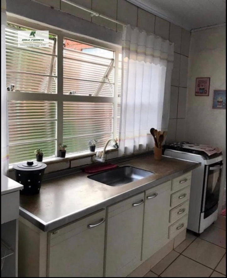 Casa à venda com 2 quartos, 250m² - Foto 4